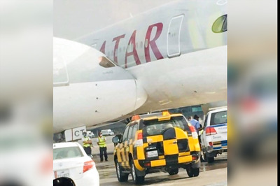 Rare Incidence Captured on Video Shows Wind Pushing Qatar Airways Aircraft Into Another Plane at Doha Airport