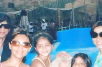 Shah Rukh Khan, Gauri Khan And Suhana Khan's Trip To Waterpark Documented In This Unseen Throwback Pic