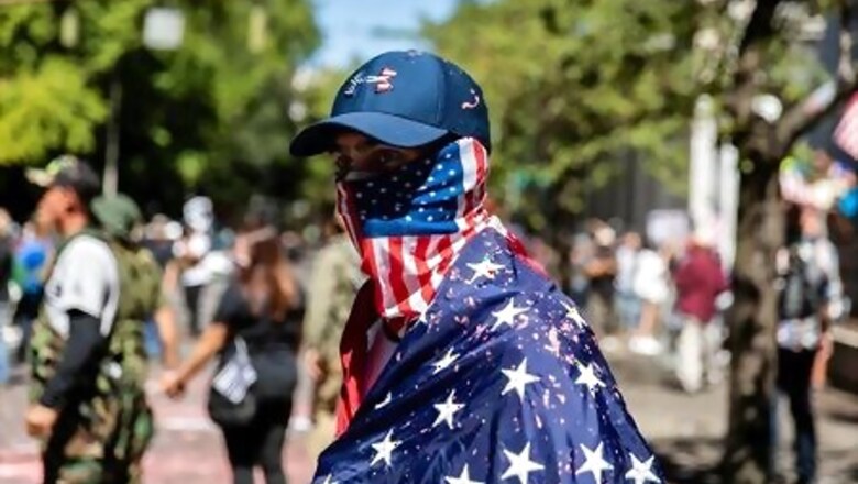Portland Police Declare Gathering Near City Building As 'unlawful'