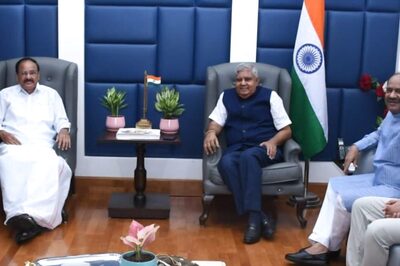 Lok Sabha Speaker Om Birla Hosts Vice Prez Naidu, Successor Jagdeep Dhankhar at His Residence