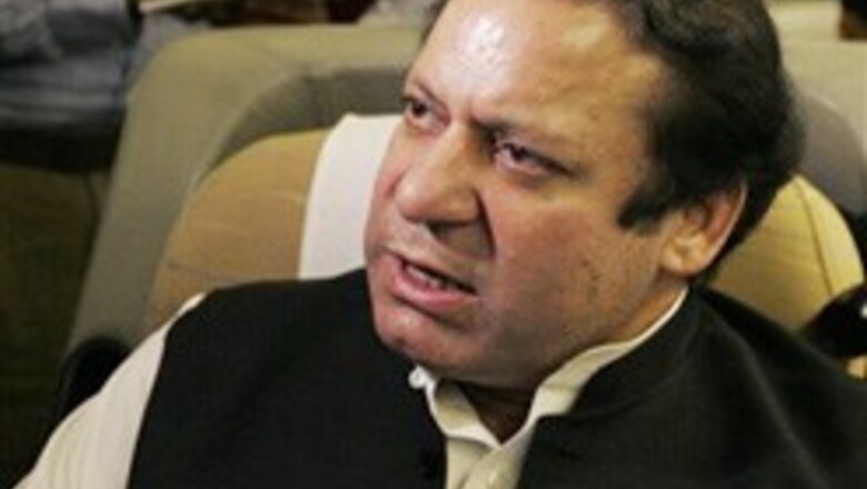 Reinstate deposed judges, Sharif tells Musharraf