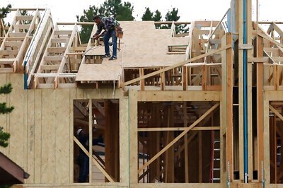 US Home Construction Falls 5.1% In August After Gains