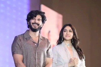 'Poetic and Pleasant': Twitter Lauds Dulquer Salmaan-Mrunal Thakur's Sita Ramam