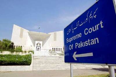 Pak SC Clips Wings of Armed Forces, ISI; Says Stay Away From Politics, Act Within Law
