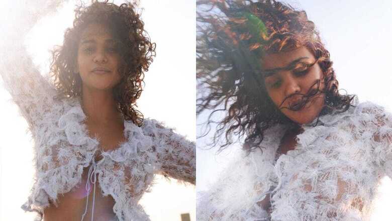 HOT! Aisha Sharma Ditches Her Bra as She Slips Into Crop Top For Sexy Photo Shoot; Neha Sharma Reacts