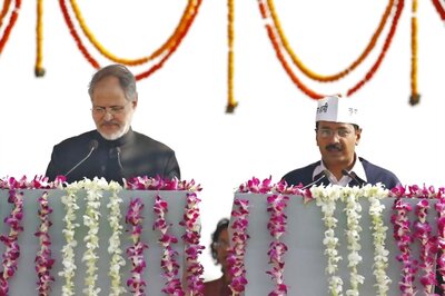 L-G Najeeb Jung Returns Kejriwal Govt's File on Minimum Wages Hike