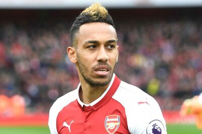 'That's What Friends Are For': Aubameyang Happy to Give up Hat-trick Bid