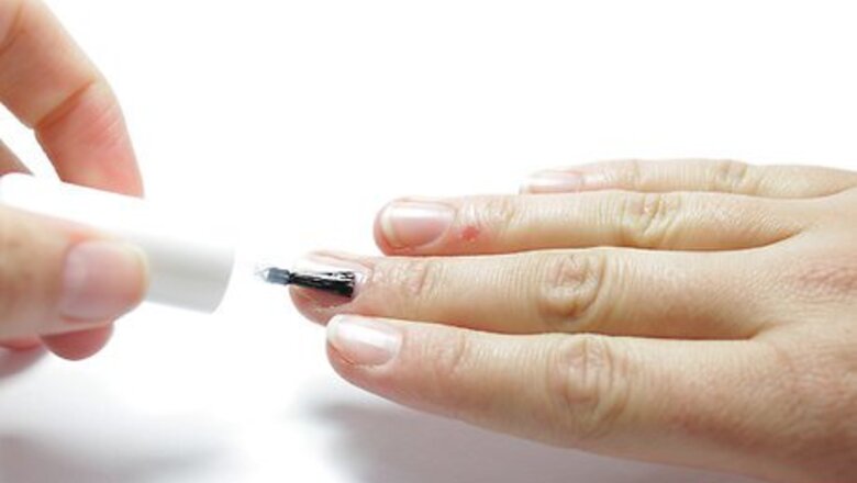 How to Paint Your Nails With the Opposite Hand