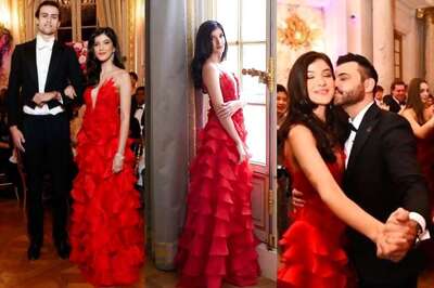 Shanaya Kapoor Makes Her le Bal Paris Debut, See Pics and Video