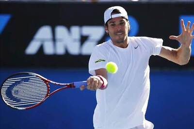 Haas reaches Miami semis with easy win over Simon