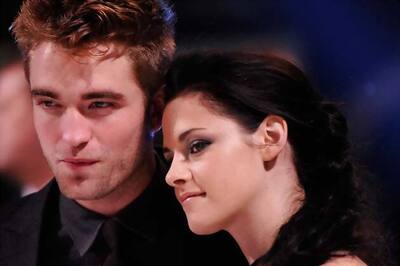 Stewart, Pattinson fight over dog's custody