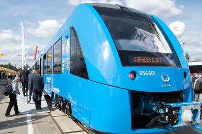 Hydrogen-Powered Trains to Run on German Rails From 2021