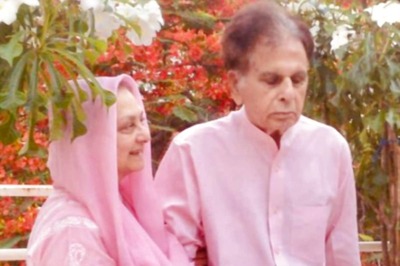 No Big Celebration on Dilip Kumar's 98th Birthday, Says Saira Banu