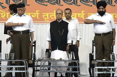 By Inviting Pranab to Nagpur, RSS is Looking to Occupy Congress' Centrist Space