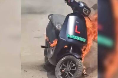 Electric Scooters in Crosshair After Fires Raise Important Questions, Govt Intervenes