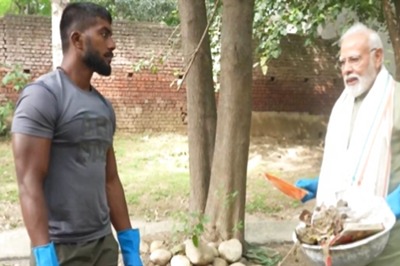 'I Should Sleep More...': PM As He Joins Swachhata Drive With 'Ram Ram Sareya Ne' Fame Ankit Baiyanpuriya