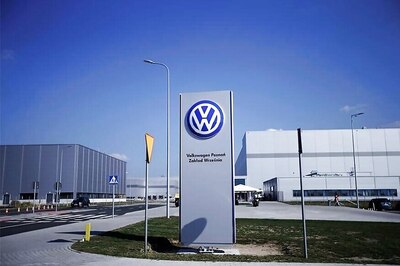 Volkswagen Brand Profit Plunges, Porsche Lifts Group