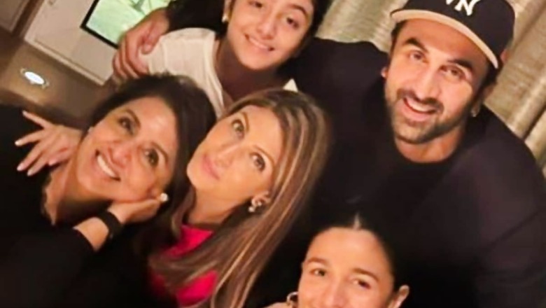 Neetu Kapoor Shares Family Pic, Calls Ranbir Kapoor, Alia Bhatt, Riddhima Sahni Her ‘World’