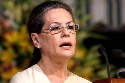 Sonia Gandhi reshuffles party leadership in states ahead of LS polls