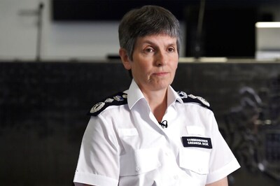 Scotland Yard Blames Social Media for Violence in UK