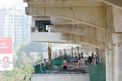 Industries May Resume Soon in Areas Not Hit by Covid-19 in Maharashtra, Says Sharad Pawar