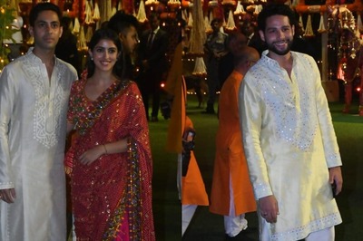 Ganesh Chaturthi: Navya Nanda At Ambani's Puja With Agastya Nanda, Rumored BF Siddhant Chaturvedi Also Attends