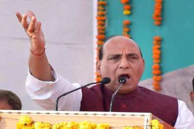 Rajnath Warns Pakistan of Stern Action For Supplying Drugs To Punjab