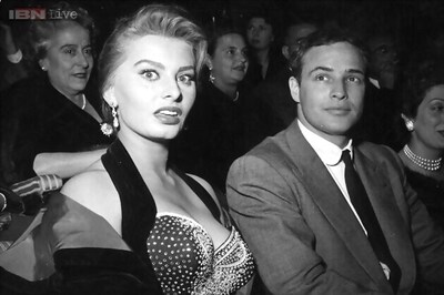 Sophia Loren was under pressure to fix her 'long nose'