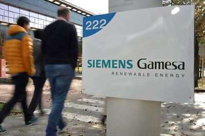 Siemens Gamesa hires new executives as COVID-19 helps cut $1.2 billion from sales outlook