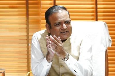 Delhi Minister RK Anand Latest to Face ED Heat: List of Senior AAP Leaders Under Scanner of Central Agencies