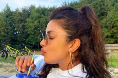 Priyanka Chopra Pouts as She Sips Cold Drink on a Hot Summer Day
