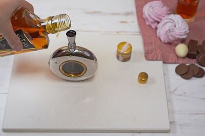 How to Store Liquor in Stainless Steel Flasks