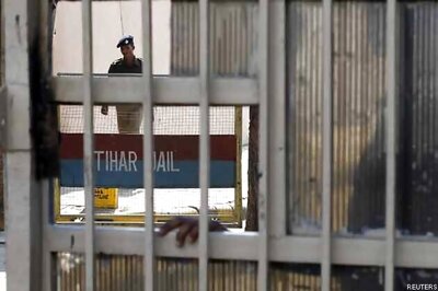 'Delhi gangrape accused being given medical care'