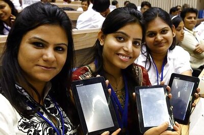 IIT-Bombay testing upgraded Aakash: Datawind