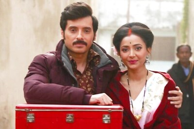 Shweta Basu Imitates Sharmila Tagore's Look for Her Web Film Shukranu