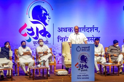 No Interest in Becoming UPA Chairperson, Says Pawar, Likely to Meet Oppn Leaders on Farmers' Stir Today