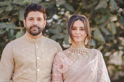 Farhan Akhtar And Shibani Dandekar Share Dreamy Pictures From Their Civil Wedding Ceremony