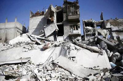 Damascus Intensifies Ghouta Assault in Bid to Cut Rebel Enclave in Half