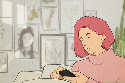 Does Blocking on Snapchat Delete Chats — No, but You Can Delete Them