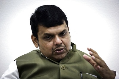 Government Trying To Resolve Your Issues: Fadnavis to Maratha leaders