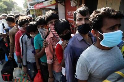 Migrant Workers Will Have to Register on Return: Maha Minister