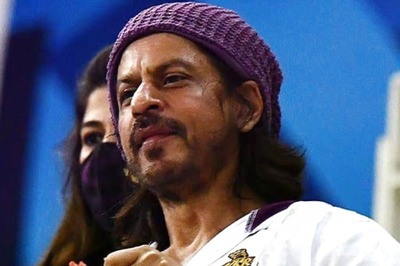 Ali Fazal, Nakuul Mehta Take Dig at Ed-tech Company for Allegedly Pulling Out Shah Rukh Khan Ads