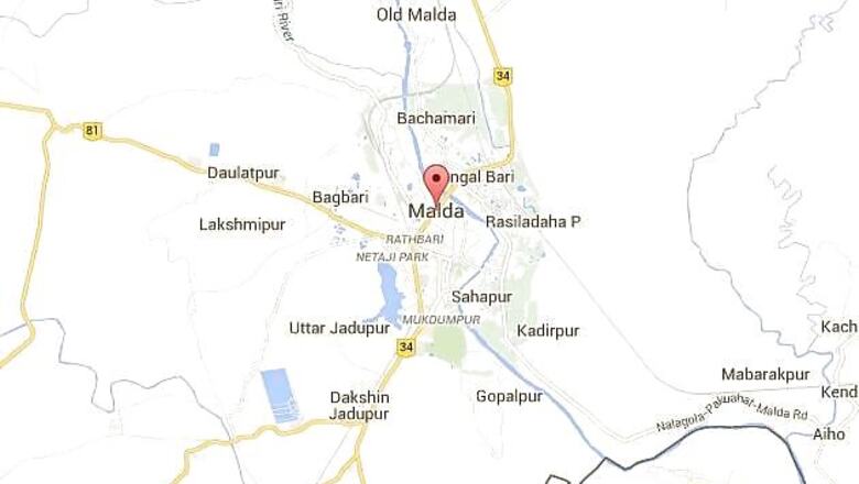 West Bengal: Two dozen crude bombs found in an orchard in Malda