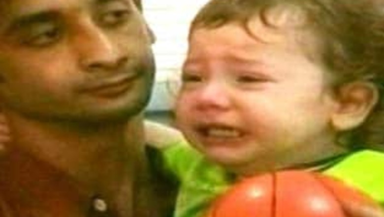 Moshe’s 4 yr old brother Dov Holtzberg dies