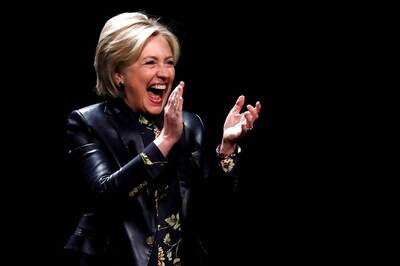 US Sitcom Murphy Brown Reboots, with Hillary Clinton Cameo to Boot