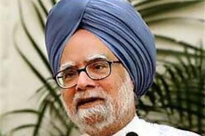 Manmohan Singh meets Ahmedinejad