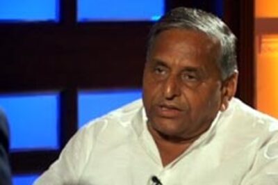 SP is anti-Congress, anti-BJP: Mulayam
