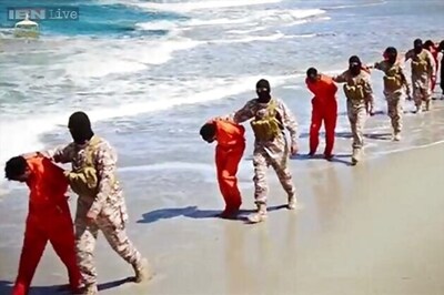 Video shows Islamic State militants killing Ethiopian Christians in Libya
