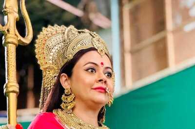 Devoleena Bhattacharjee Channels Her Inner Durga On Navratri, Wishes Fans With Sweet Post