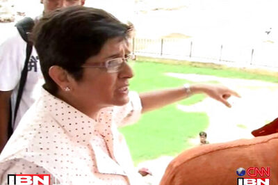 Target only Congress, not the BJP: Kiran Bedi
